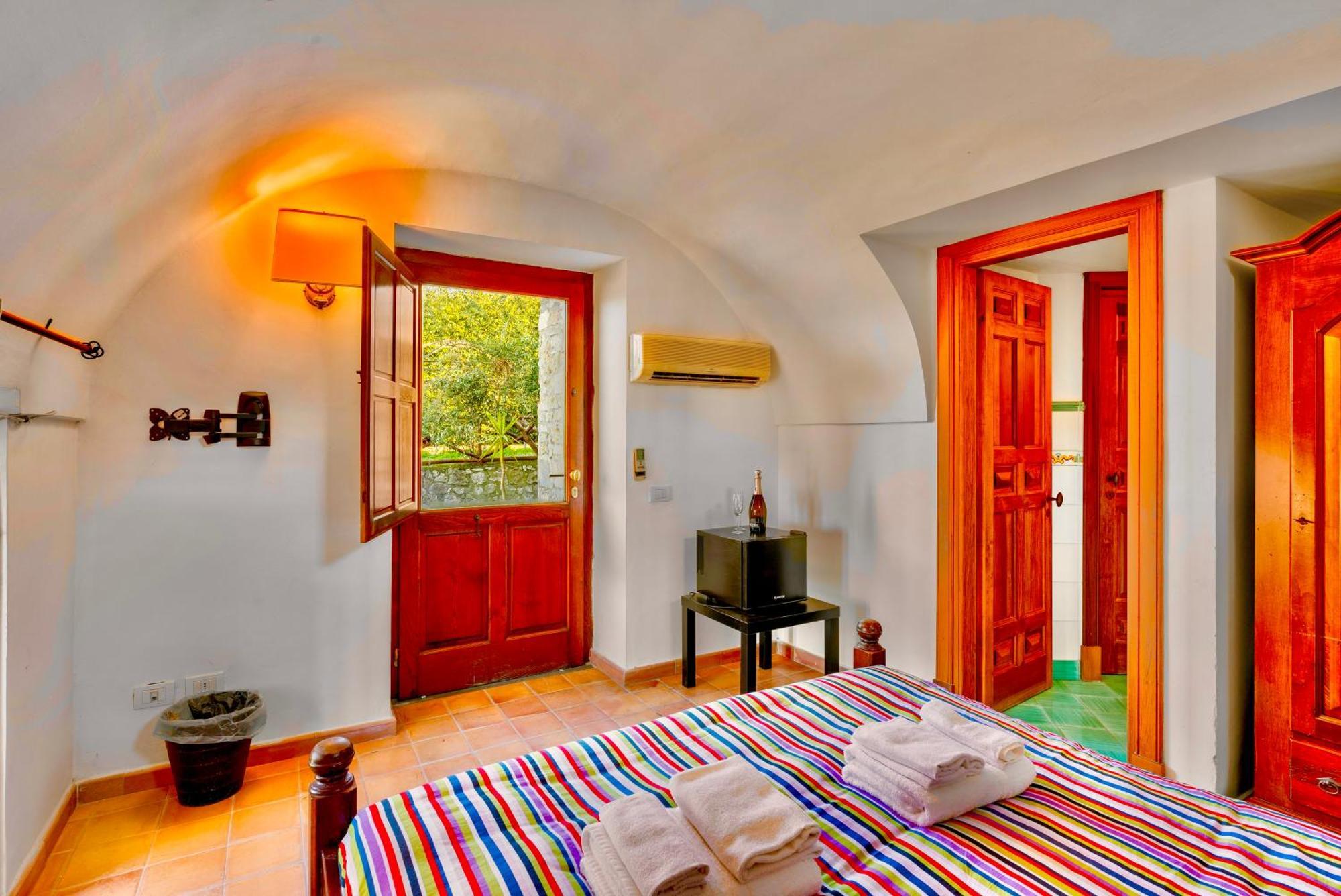 B&B Villa Della Porta, Amalfi Coast - Historical Heritage Vico Equense Eksteriør bilde