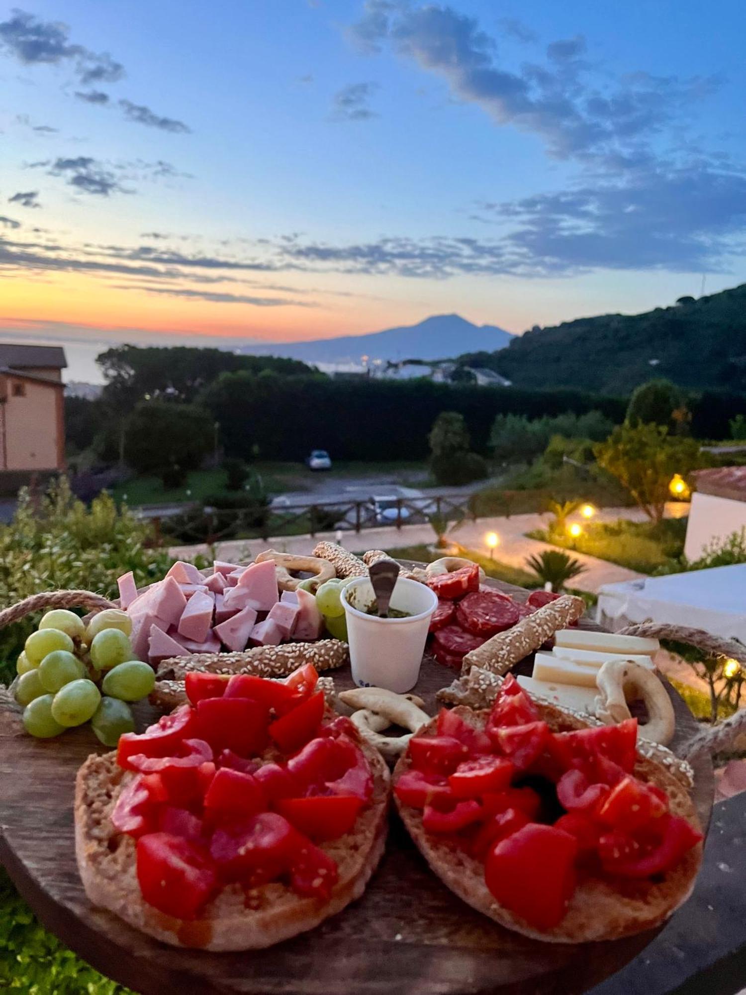 B&B Villa Della Porta, Amalfi Coast - Historical Heritage Vico Equense Eksteriør bilde